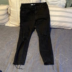 Old Navy Black Distressed Rockstar Ankle Jeans